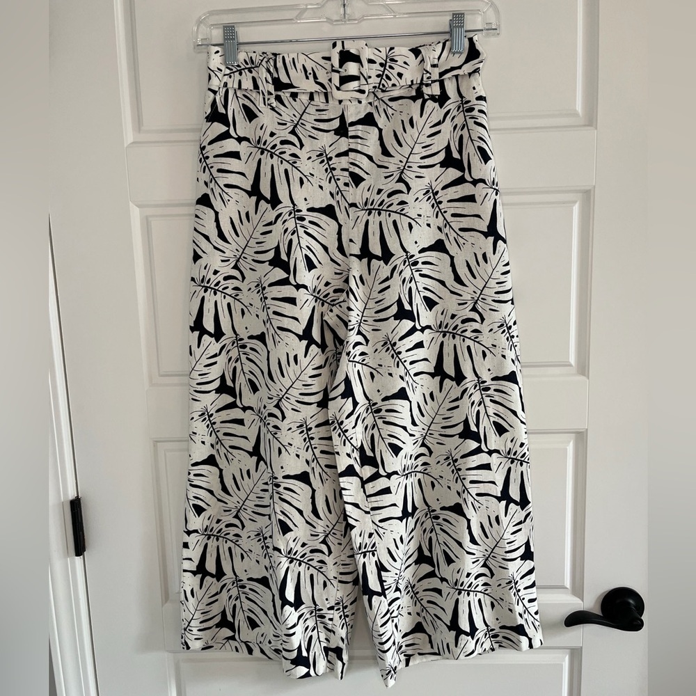 Sigrid Olsen Belted Wide Leg Cropped Pants Black White Tropical Leaf Print Sz 8